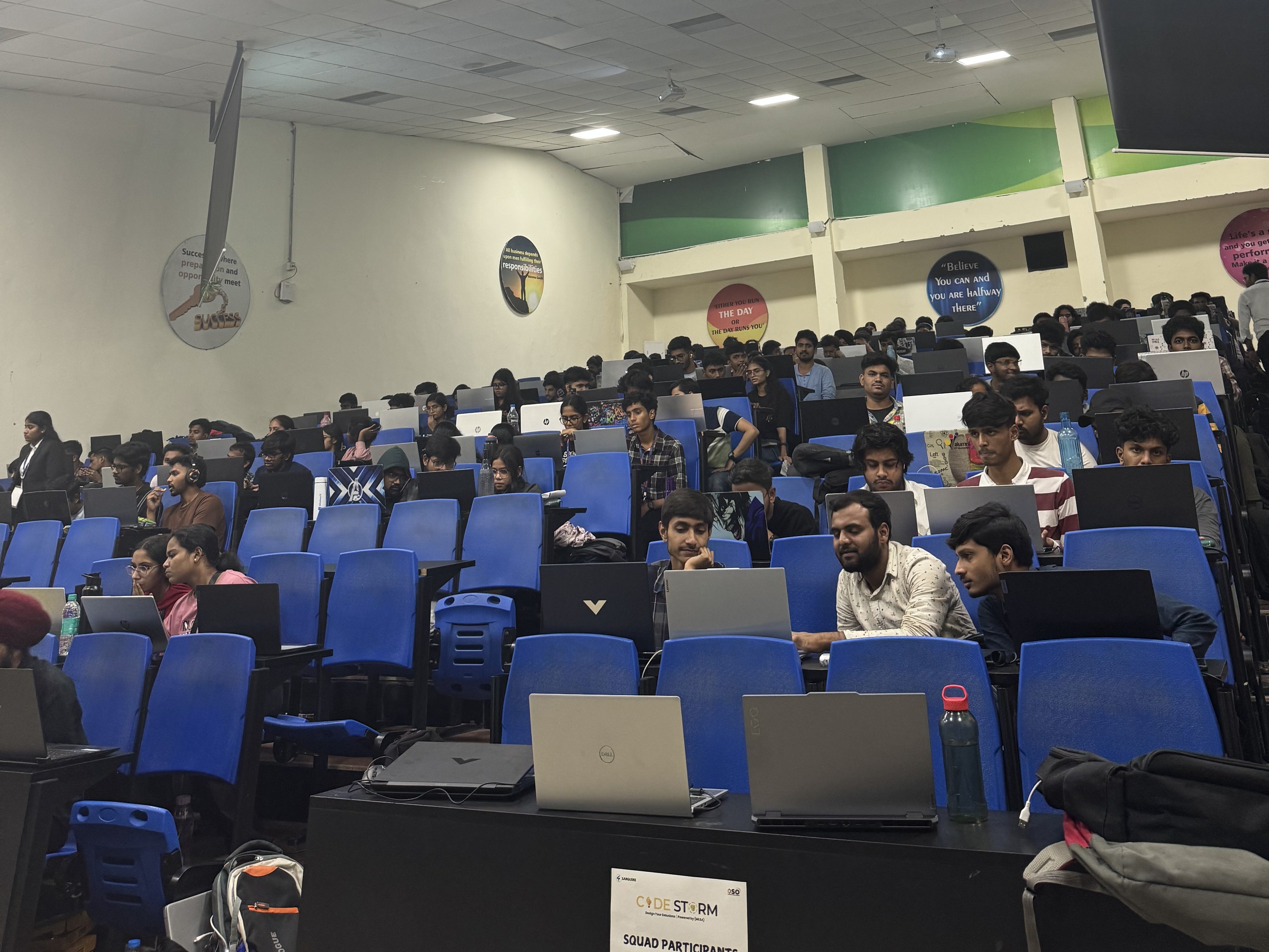 Code Storm - Photo 4